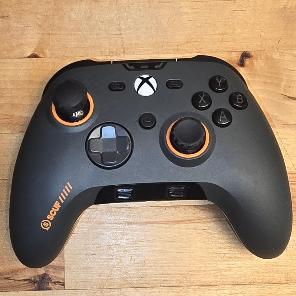 SCUF Instinct Pro Wired Performance Controller Xbox Series X S PC Black